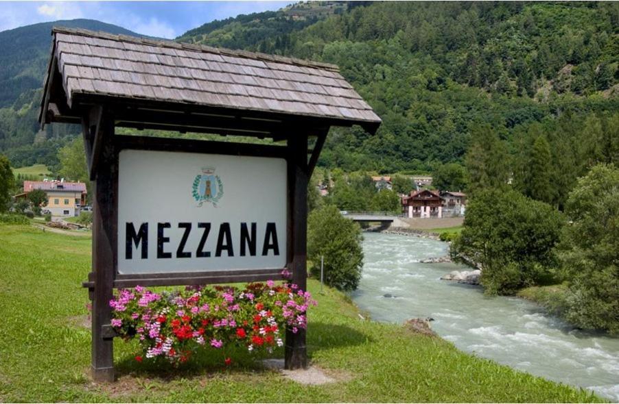 Casa Matteotti Mezzana Trentino Apartment Exterior photo
